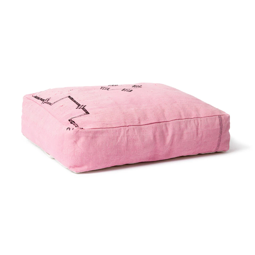 Cactus Silk Dog Bed, Floss Medium - Image 3
